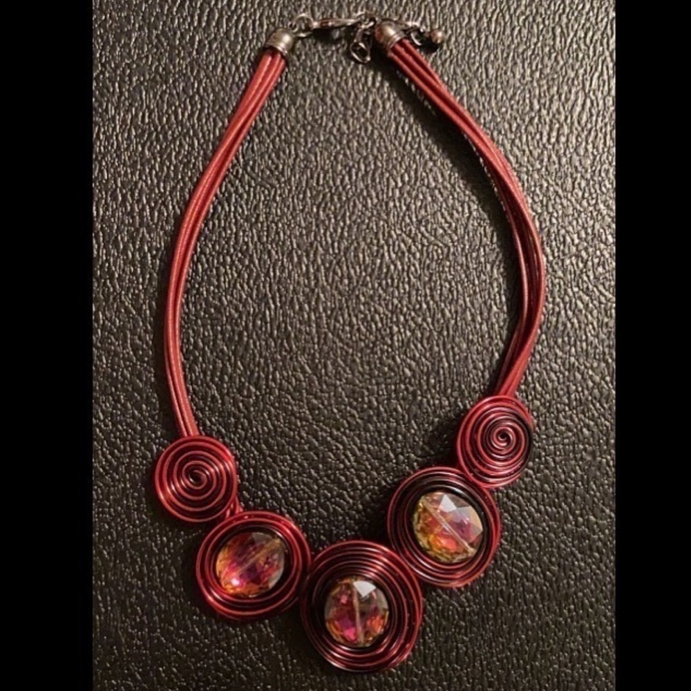 Beautiful fashion necklace​